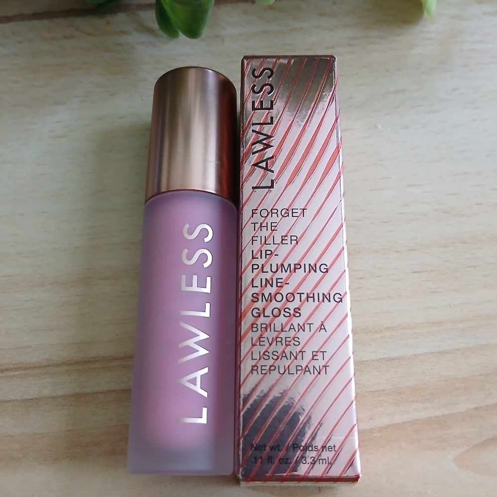 NIB Lawless Daisy Pink Lip Plumping Gloss Full Size